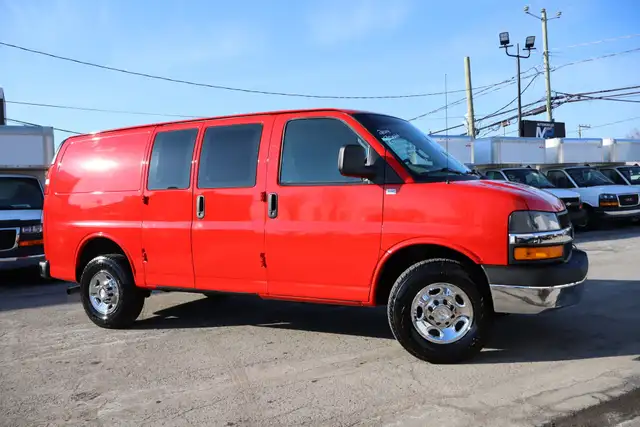 Chevrolet Express Cutaway 2500 CARGO / GARANTIE 1 ANS IMPECCABLE - Photo 7