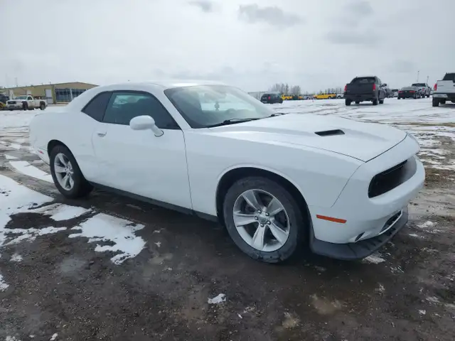 2018 Dodge Challenger - Photo 2
