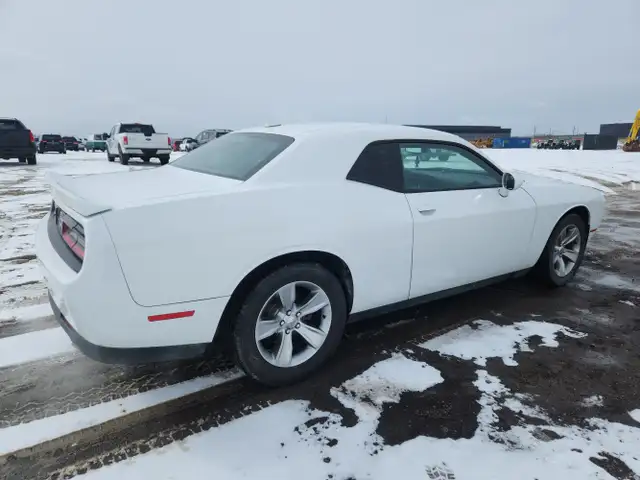 2018 Dodge Challenger - Photo 4
