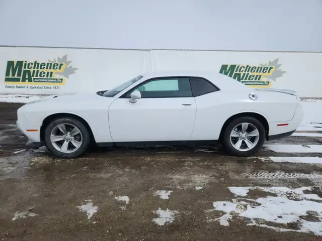 2018 Dodge Challenger - Photo 5