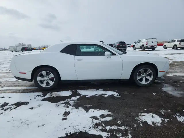 2018 Dodge Challenger - Photo 7