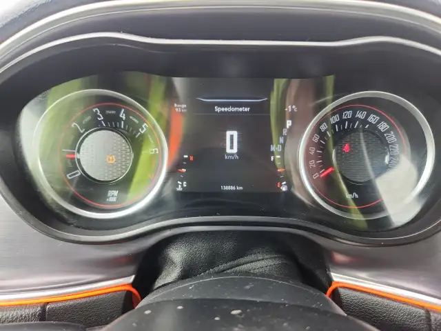 2018 Dodge Challenger - Photo 16