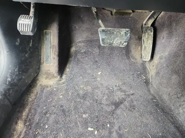 2018 Dodge Challenger - Photo 19