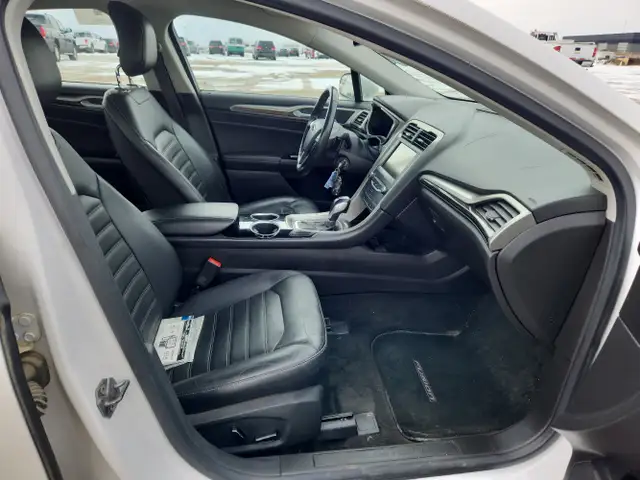 2013 Ford Fusion - Photo 16