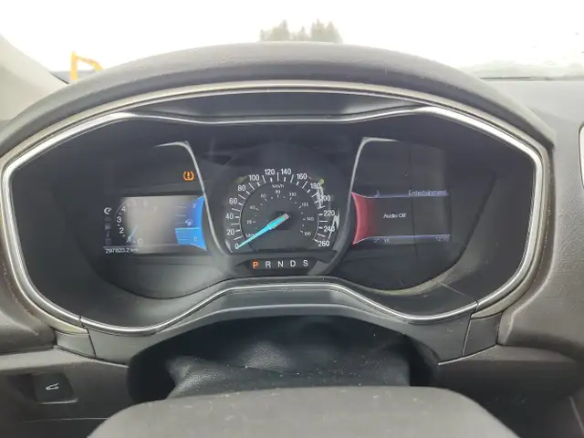 2013 Ford Fusion - Photo 19