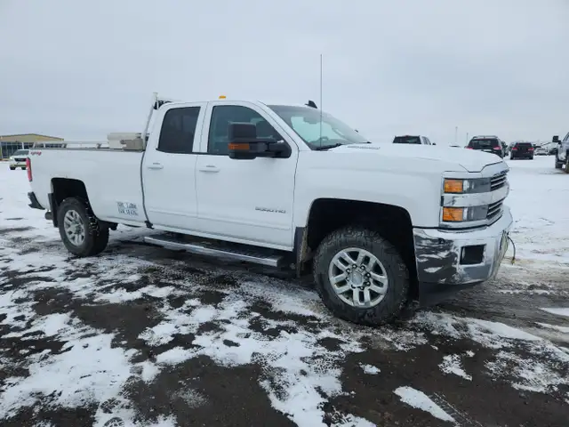 2016 Chevrolet Silverado 3500HD - Photo 7