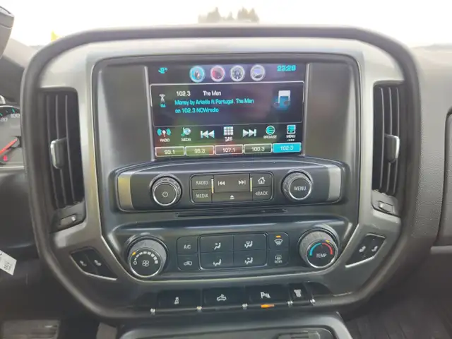 2016 Chevrolet Silverado 3500HD - Photo 13