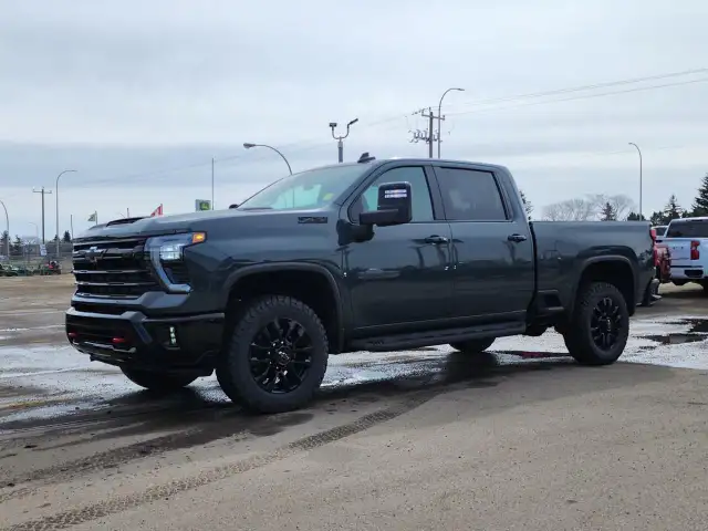 2026 Chevrolet Silverado 3500HD LT 6'8 FOOT BOX | DURAMAX | T... - Photo 2