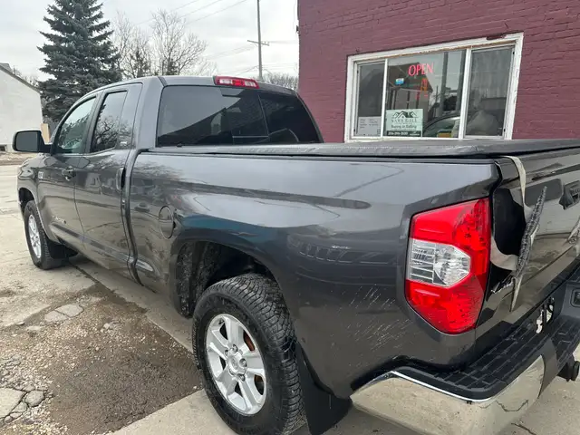 2018 Toyota Tundra SR5 Plus 4x4 NEW SAFETY CLEAN TITLE - Photo 2