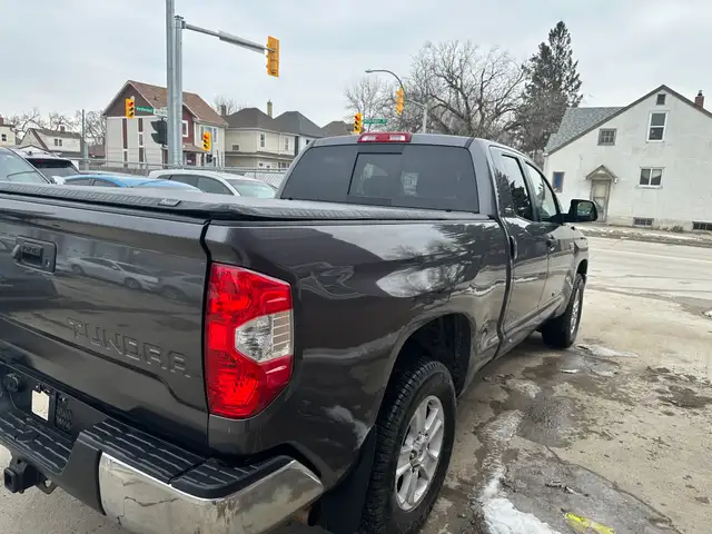 2018 Toyota Tundra SR5 Plus 4x4 NEW SAFETY CLEAN TITLE - Photo 3