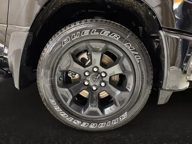 2026 Ram 1500 Express | Remote Start | 8.4 Inch Touchscreen - Photo 9