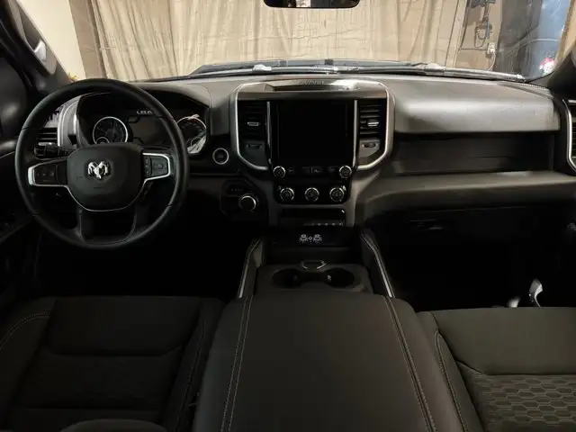 2026 Ram 1500 Express | Remote Start | 8.4 Inch Touchscreen - Photo 17