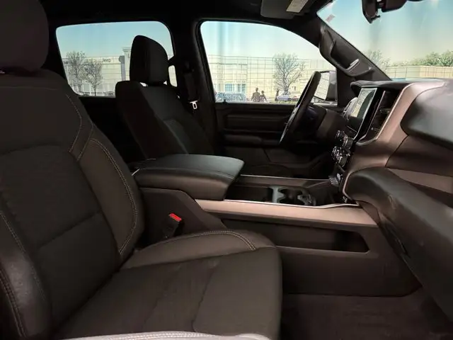 2026 Ram 1500 Express | Remote Start | 8.4 Inch Touchscreen - Photo 18