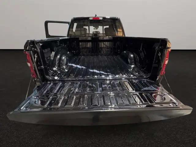 2026 Ram 1500 Express | Remote Start | 8.4 Inch Touchscreen - Photo 19