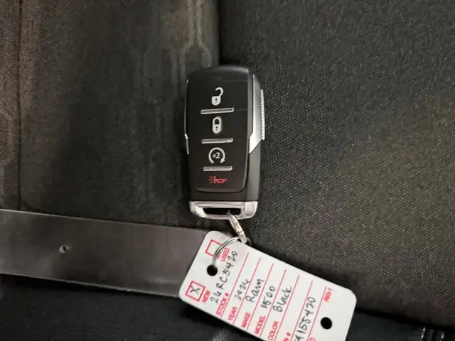 2026 Ram 1500 Express | Remote Start | 8.4 Inch Touchscreen - Photo 21