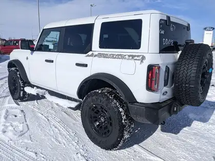 2026 Ford Bronco Outer Banks 4 Door 4x4 - Photo 7