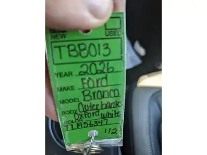 2026 Ford Bronco Outer Banks 4 Door 4x4 - Photo 19