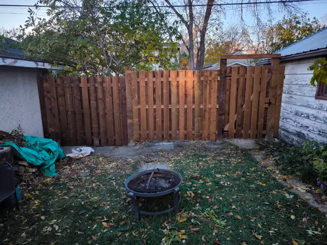 Foreman / Crew Leader - Fence Construction | Edmonton - Photo 5