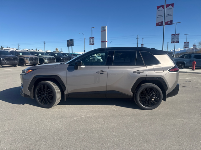 2026 Toyota RAV4 XSE TECHNOLOGY PACKAGE - Photo 2