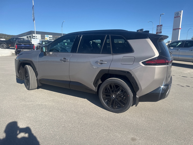 2026 Toyota RAV4 XSE TECHNOLOGY PACKAGE - Photo 3