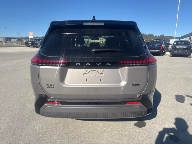 2026 Toyota RAV4 XSE TECHNOLOGY PACKAGE - Photo 4