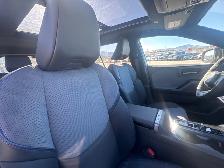 2026 Toyota RAV4 XSE TECHNOLOGY PACKAGE - Photo 11