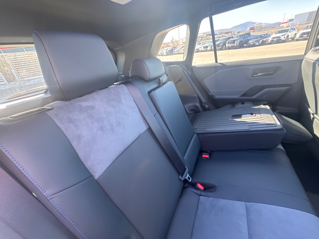 2026 Toyota RAV4 XSE TECHNOLOGY PACKAGE - Photo 12