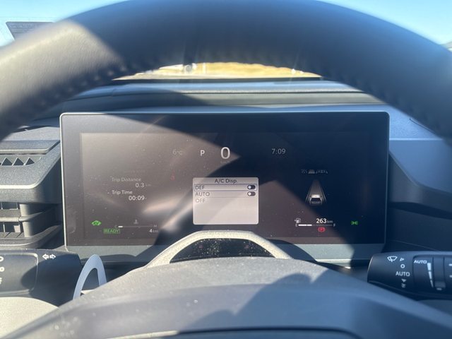 2026 Toyota RAV4 XSE TECHNOLOGY PACKAGE - Photo 14