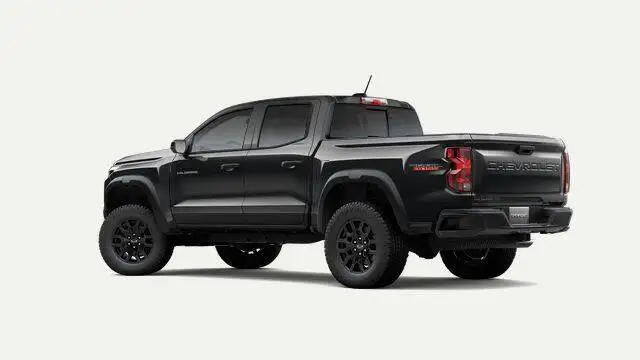 2026 Chevrolet Colorado 4WD Trail Boss - Photo 3