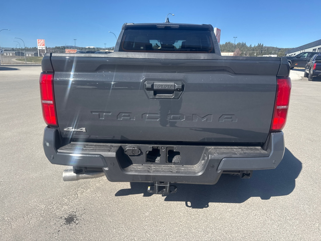 2026 Toyota Tacoma SR5 PLUS - Photo 4