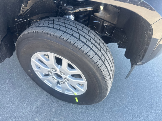 2026 Toyota Tacoma SR5 PLUS - Photo 18