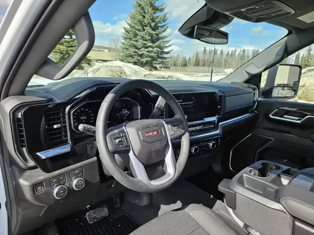 2026 GMC Sierra 2500HD SLE Value Pkg Pro Safety - Photo 11