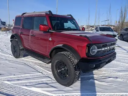 2026 Ford Bronco Outer Banks 4 Door 4x4 - Photo 3