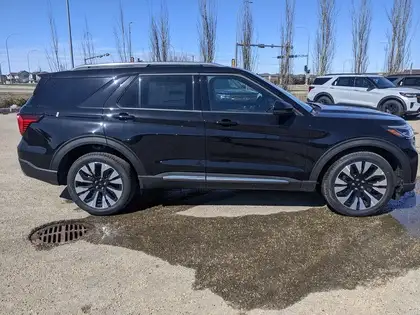 2026 Ford Explorer Platinum 4WD - Photo 4