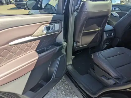 2026 Ford Explorer Platinum 4WD - Photo 7