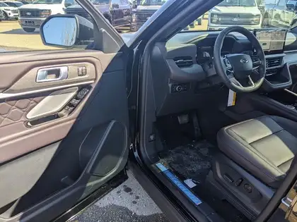 2026 Ford Explorer Platinum 4WD - Photo 9