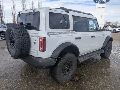 2026 Ford Bronco Outer Banks 4 Door 4x4 - Photo 5