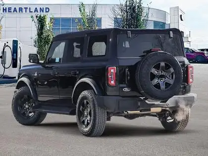 2026 Ford Bronco - Photo 4