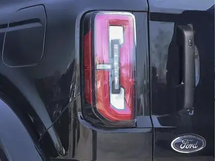 2026 Ford Bronco - Photo 8