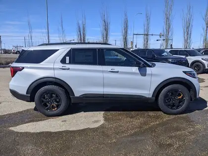 2026 Ford Explorer Tremor 4WD - Photo 4