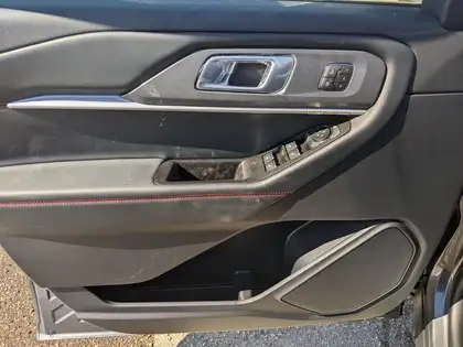 2026 Ford Explorer ST-Line 4WD - Photo 10
