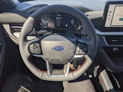 2026 Ford Explorer ST-Line 4WD - Photo 17