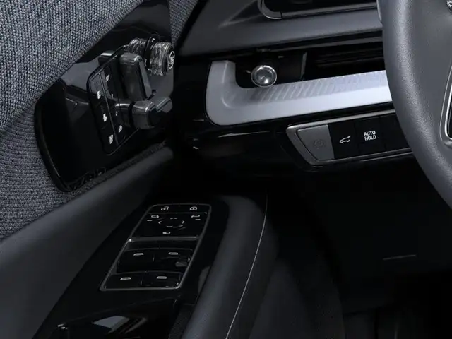 2026 Cadillac OPTIQ Premium Luxury - Photo 25