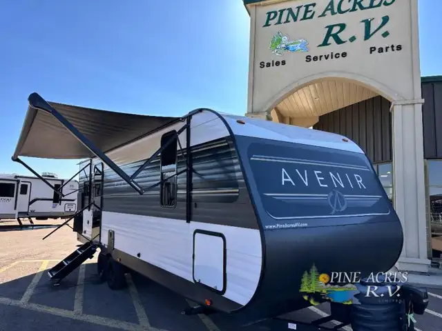 2025 Cruiser Avenir A-25RK Rear Kitchen Couples