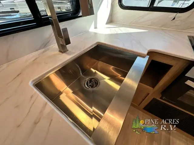 2025 Cruiser Avenir A-25RK Rear Kitchen Couples - Photo 22