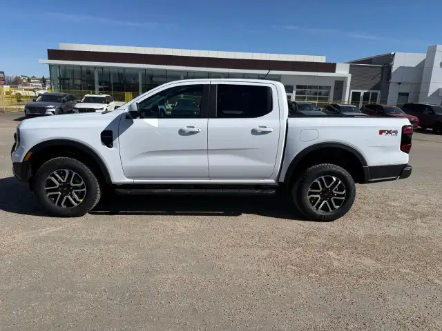 2026 Ford Ranger Lariat - Photo 2
