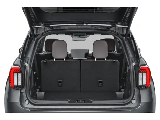 2026 Ford Explorer Platinum - Photo 8