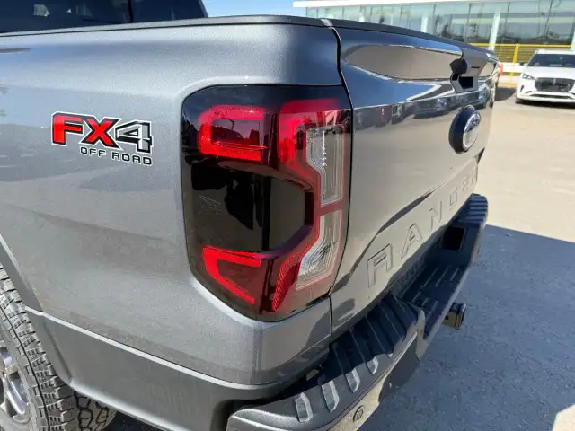 2026 Ford Ranger XLT - Photo 12