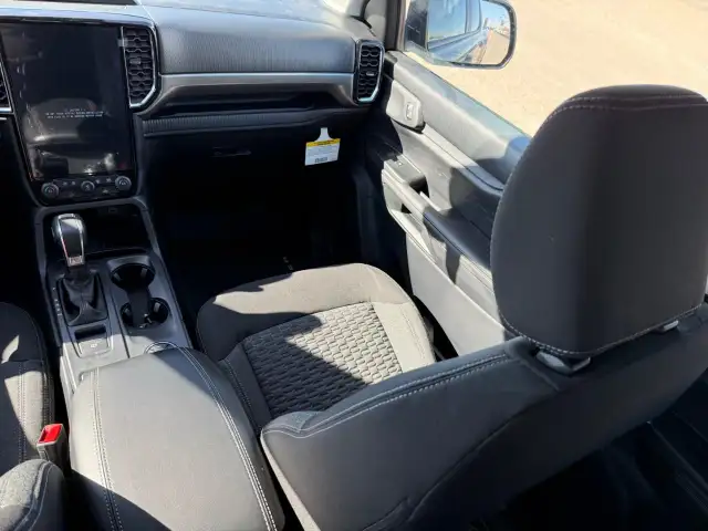 2026 Ford Ranger XLT - Photo 17