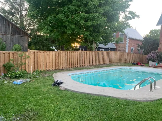 Fence Posts - Photo 2